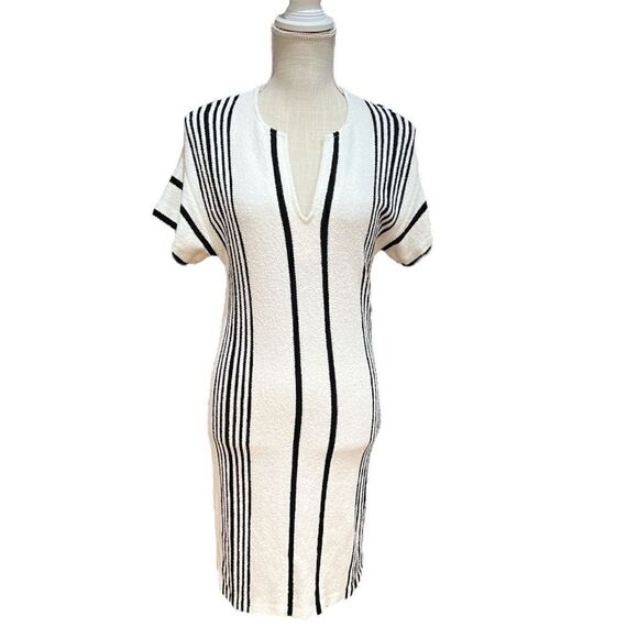 St. John Summer Knitted Stripped Sheath Dress Sz P Retail $998 - Picture 1 of 7